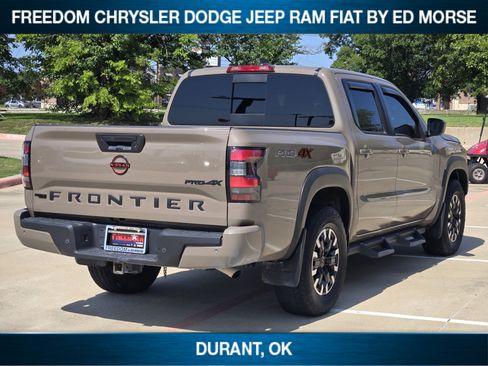 Used 2023 Nissan Frontier PRO-4X w/ Technology Package AWD/4WD image 3