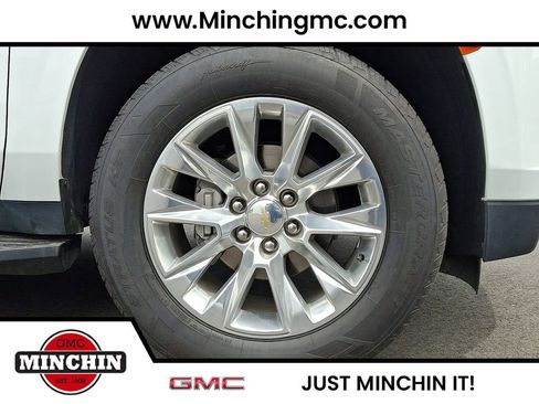 Certified 2023 Chevrolet Suburban Premier AWD/4WD image 6