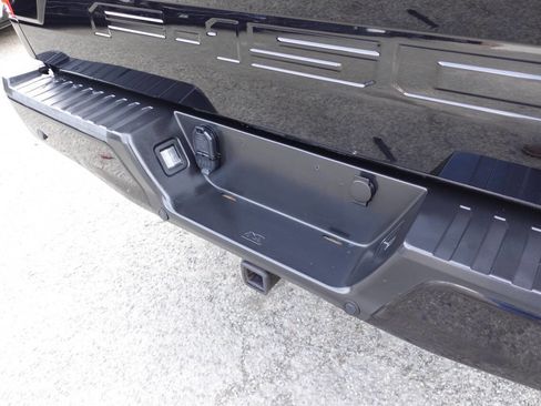 Used 2019 Ford F150 XLT w/ Equipment Group 302A Luxury image 24