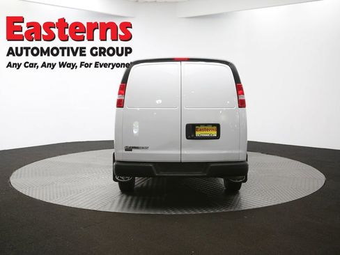 Used 2021 Chevrolet Express 2500 w/ Driver Convenience Package RWD image 34