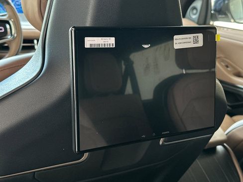 New 2026 Lincoln Navigator L Black Label AWD/4WD image 14