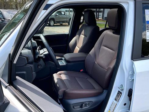 Used 2026 Toyota Land Cruiser w/ Premium Package image 7