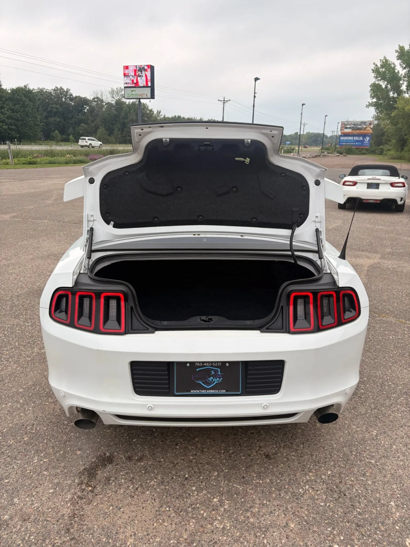 Used 2014 Ford Mustang GT Premium w/ GT Track Package RWD image 36