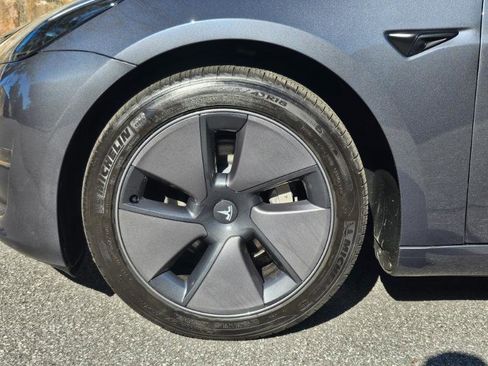 Used 2023 Tesla Model 3 Standard Range image 15