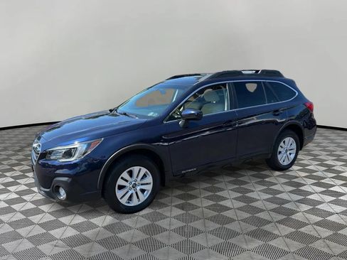 Used 2018 Subaru Outback 2.5i Premium w/ Protection Package #1 AWD/4WD image 2