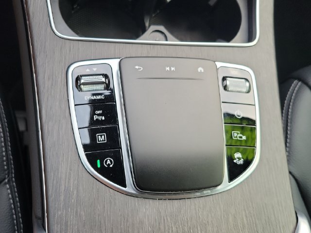 Used 2022 Mercedes-Benz GLC 300 4MATIC image 23