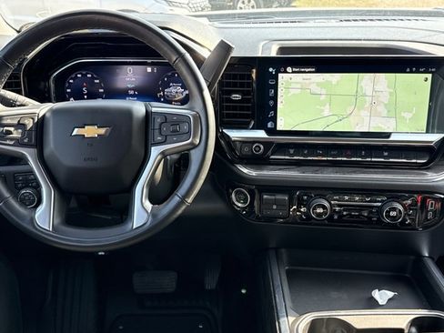 Used 2025 Chevrolet Silverado 3500 LTZ w/ LTZ Plus Package image 5