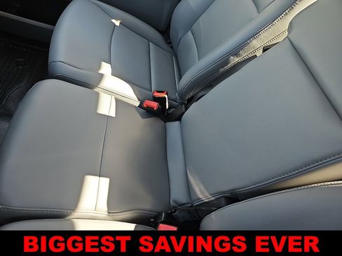 New 2025 Ford F550 4x4 Regular Cab Super Duty image 25