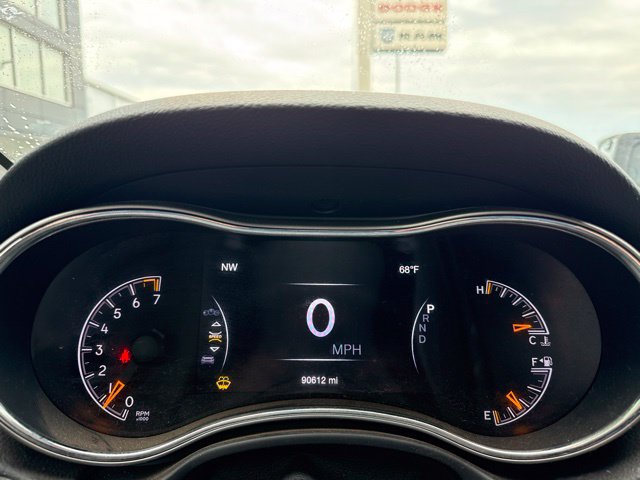 Used 2018 Jeep Grand Cherokee Altitude AWD/4WD image 10
