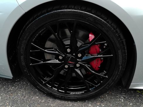 Used 2026 Chevrolet Corvette Stingray Premium Cpe w/ Z51 Performance Package RWD image 26