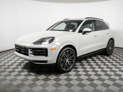 New 2026 Porsche Cayenne AWD/4WD image 1