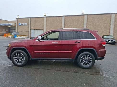 Used 2020 Jeep Grand Cherokee Limited w/ Trailer Tow Group IV image 4