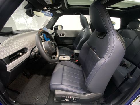 Certified 2025 MINI Cooper S image 17