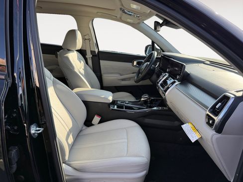 Used 2023 Kia Sorento SX FWD image 19