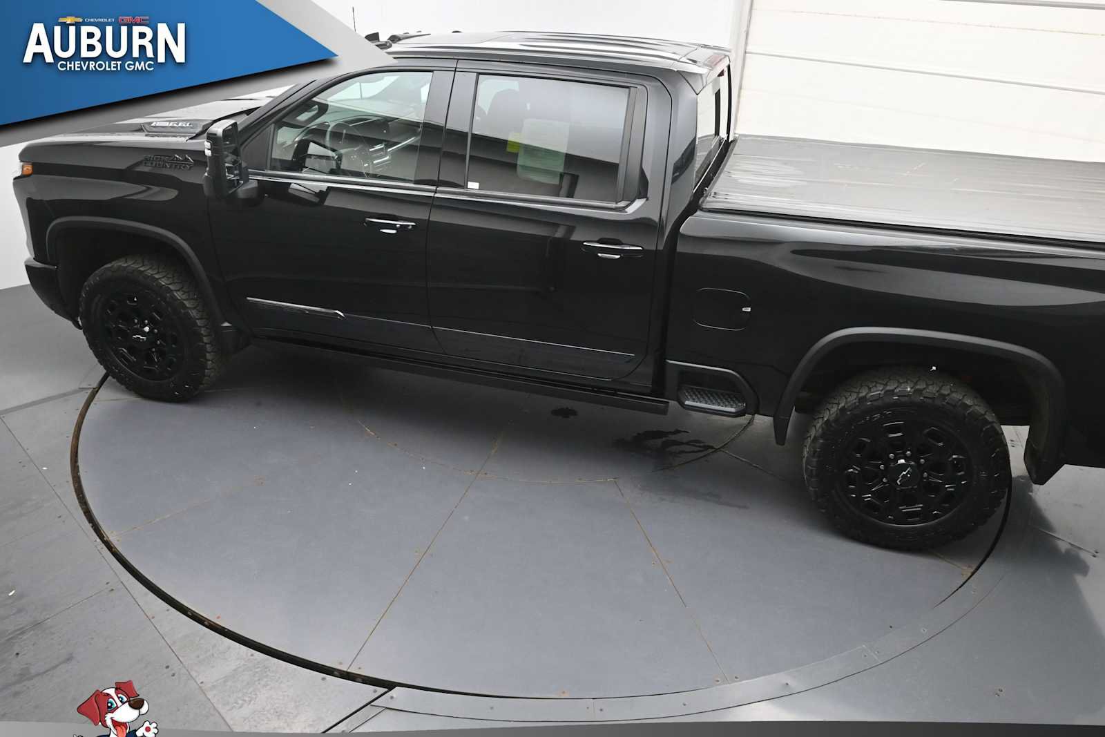 Used 2024 Chevrolet Silverado 2500 High Country w/ High Country Premium Package AWD/4WD image 38