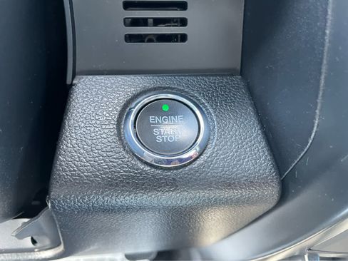 Used 2018 Ford F150 Lariat w/ Equipment Group 502A Luxury image 21