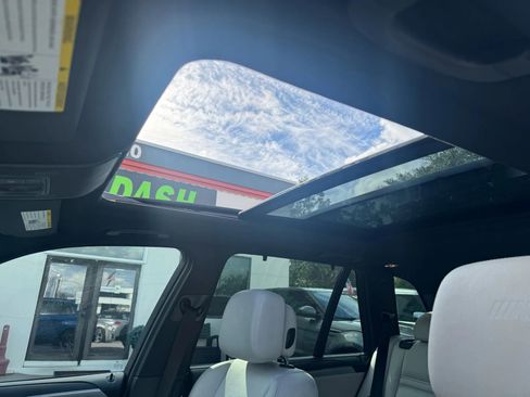 Used 2012 BMW X5 M image 13