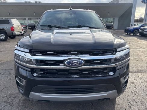 Used 2023 Ford Expedition Max Limited image 10