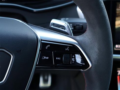 Used 2022 Audi RS 7 Sportback image 35