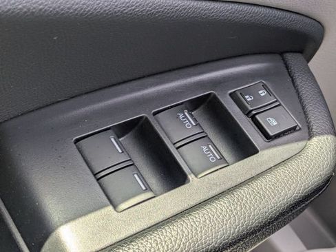 Used 2020 Honda Pilot Touring image 28