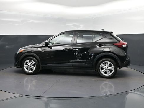 Used 2024 Nissan Kicks S FWD image 4