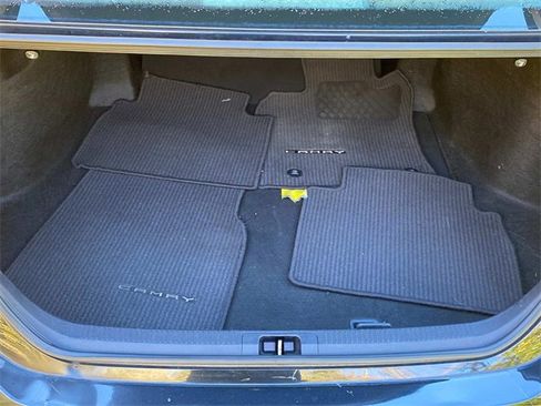 Used 2019 Toyota Camry XSE image 29