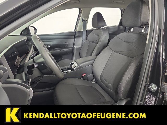 Used 2025 Hyundai Tucson SE AWD/4WD image 23