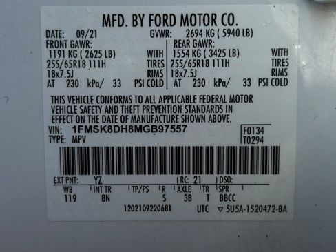 Used 2021 Ford Explorer XLT AWD/4WD image 29