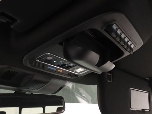 Used 2025 Ford F450 Platinum w/ Camper Package AWD/4WD image 18