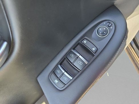 Used 2025 INFINITI QX50 Pure image 34