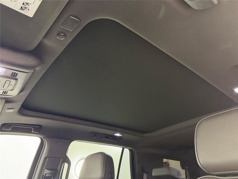 Certified 2023 GMC Yukon Denali AWD/4WD image 35