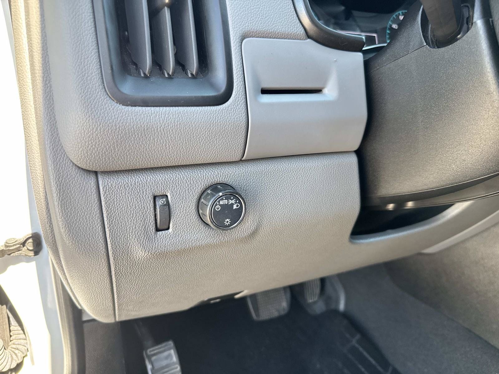 Used 2022 GMC Canyon Elevation Standard w/ Convenience Package RWD image 35