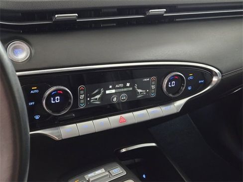 Used 2023 Genesis GV70 2.5T w/ Select Package image 37