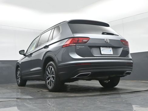 Used 2019 Volkswagen Tiguan SE image 66
