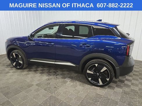 Used 2025 Nissan Kicks SR AWD/4WD image 4