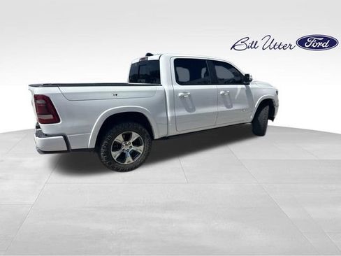 Used 2022 RAM 1500 Laramie AWD/4WD image 3