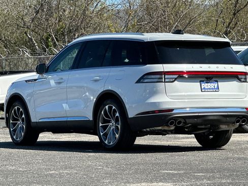 New 2026 Lincoln Aviator Reserve image 5