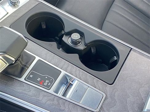Used 2024 Audi A6 Premium Plus image 18