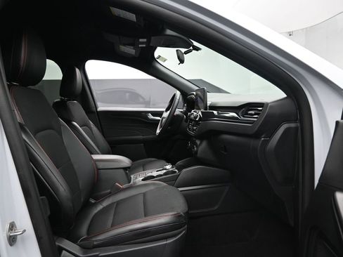 Used 2026 Ford Escape ST-Line image 32