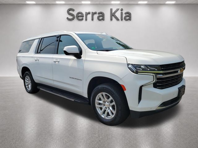 Used 2024 Chevrolet Suburban LT RWD image 7