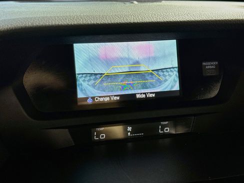 Used 2019 Acura ILX FWD image 2
