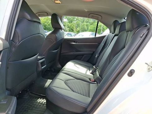Used 2024 Toyota Camry SE FWD image 10