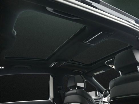 Used 2021 BMW 750i xDrive w/ Executive Package image 20