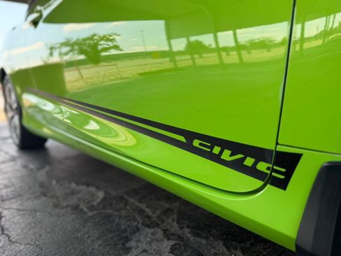Used 2017 Honda Civic EX-T image 10