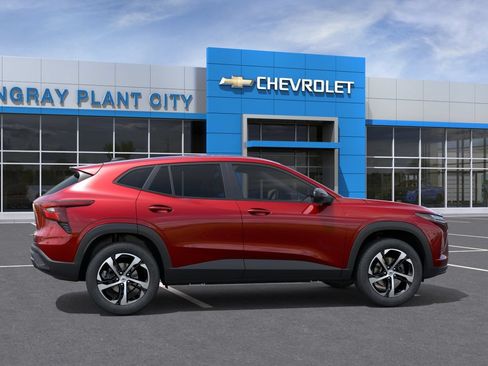 New 2026 Chevrolet Trax RS FWD image 5