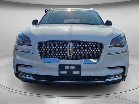 Used 2020 Lincoln Aviator Reserve w/ Equipment Group 201A image 5