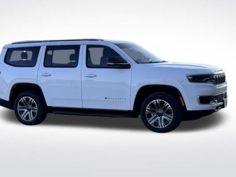 Used 2024 Jeep Wagoneer Series II w/ Rear Seat Video Group 1 image 6