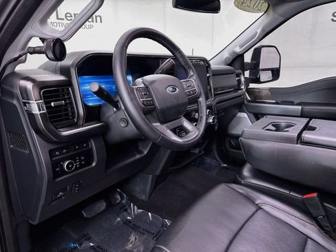Used 2024 Ford F250 Lariat w/ Tremor Off-Road Package AWD/4WD image 9