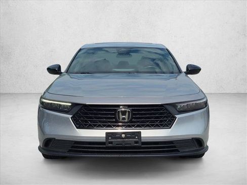 Used 2024 Honda Accord Sport image 2
