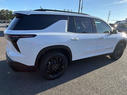 New 2026 Chevrolet Traverse LT image 5